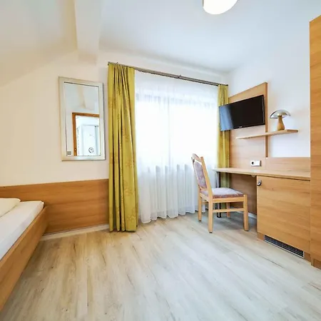 - Familie Wassmer-falke *